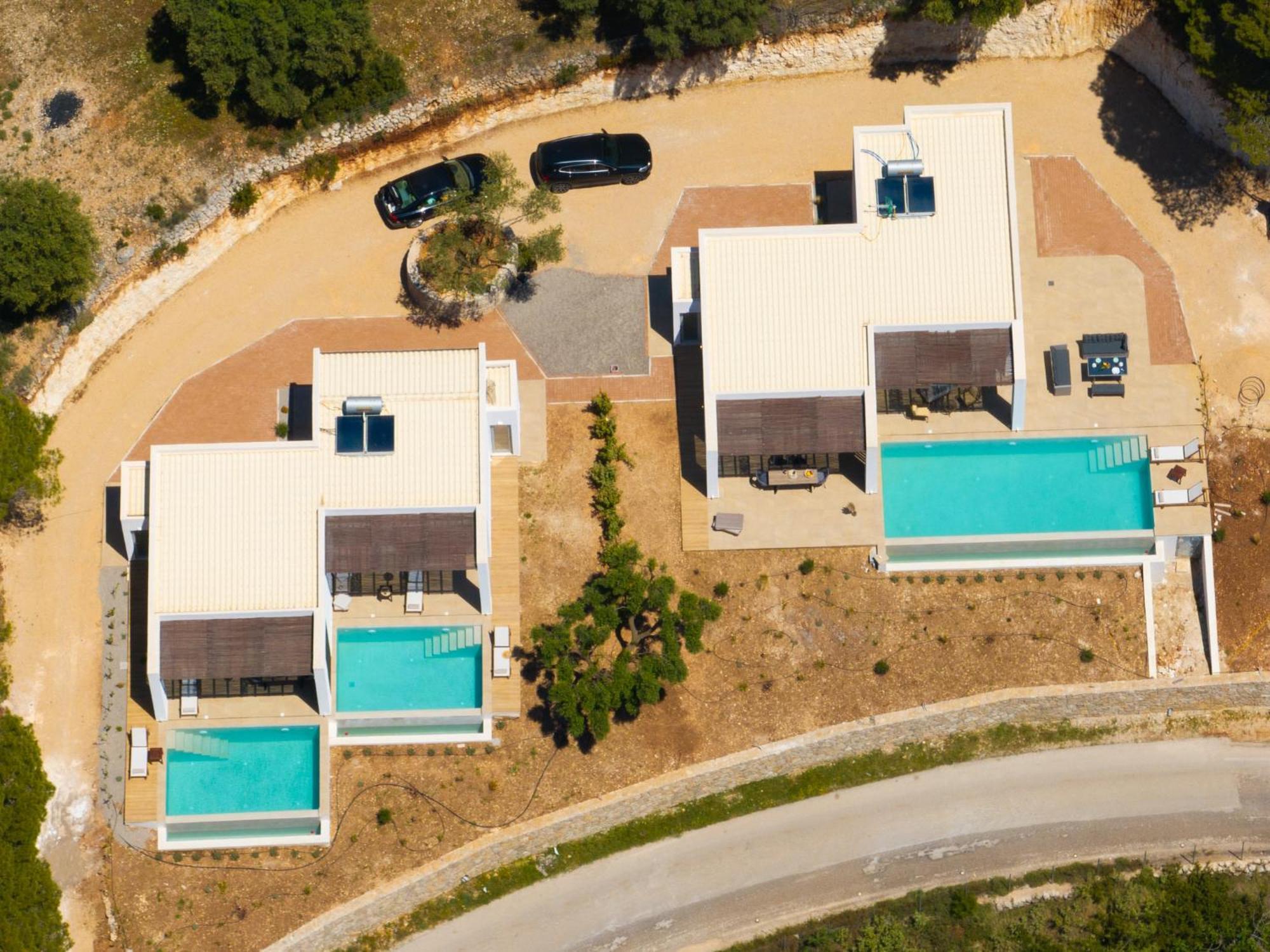Mellamare Luxury Suites Athanion Exterior photo