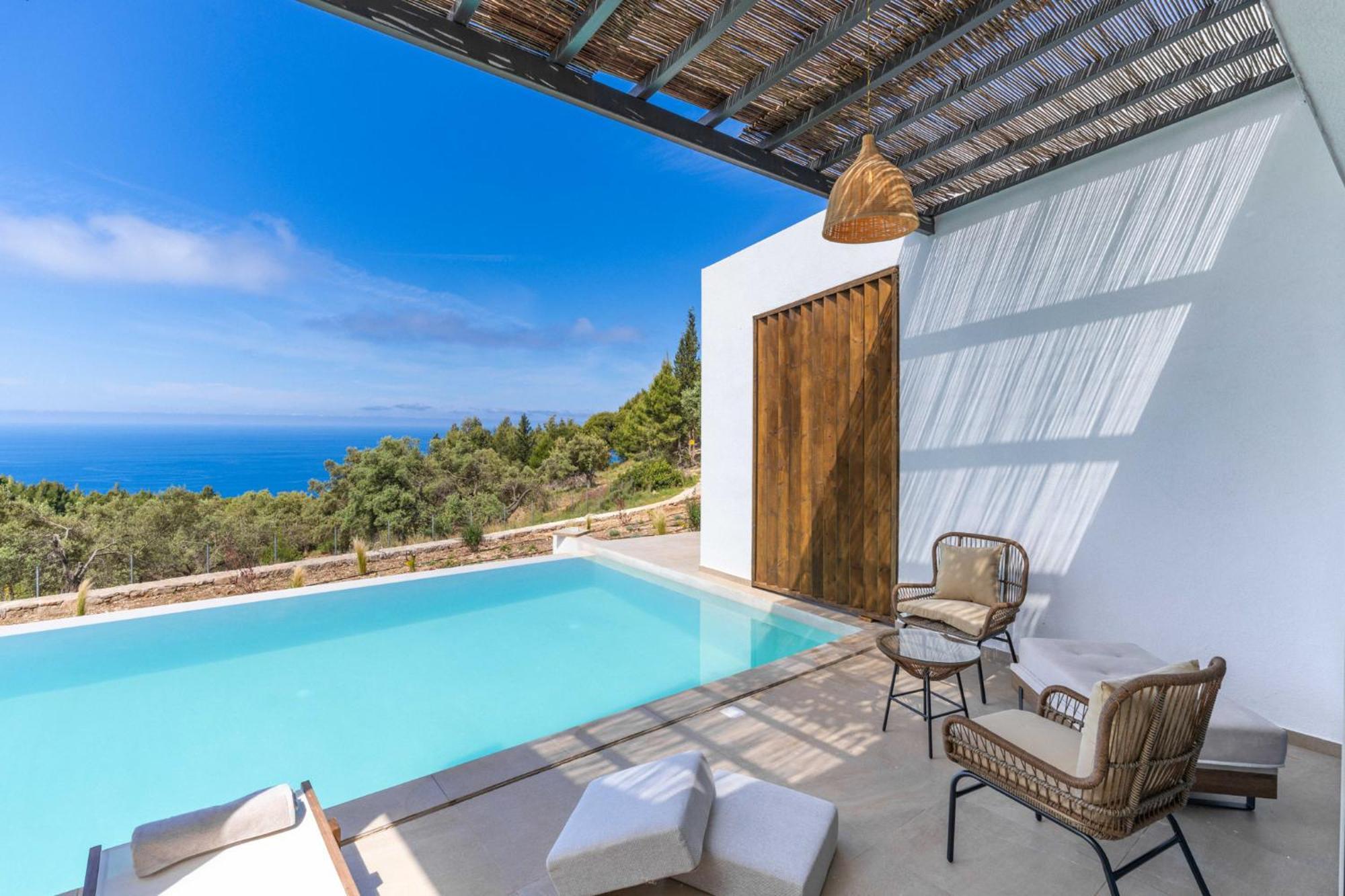 Mellamare Luxury Suites Athanion Exterior photo